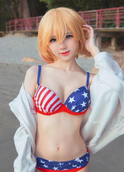 老板和裸体美女直播一级片操B免费_剧情片电影在线看