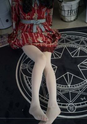 欧美吻胸吃奶大尺度_HD全集免费播放